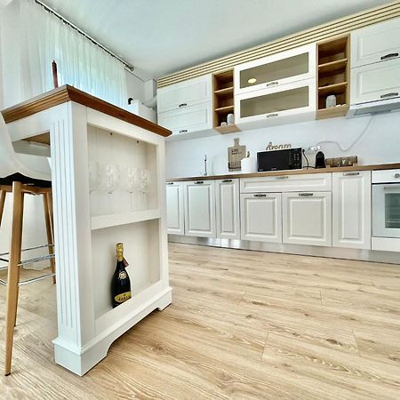 Residence Odaile #3 Отопени Екстериор снимка